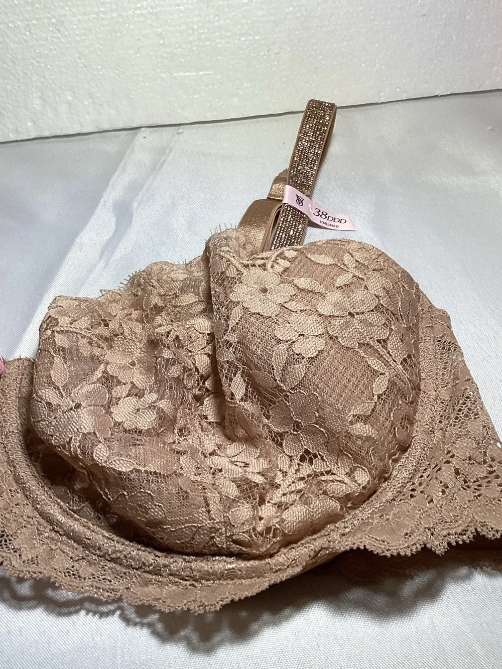 Victoria's Secret Beige Lace Underwire Bra